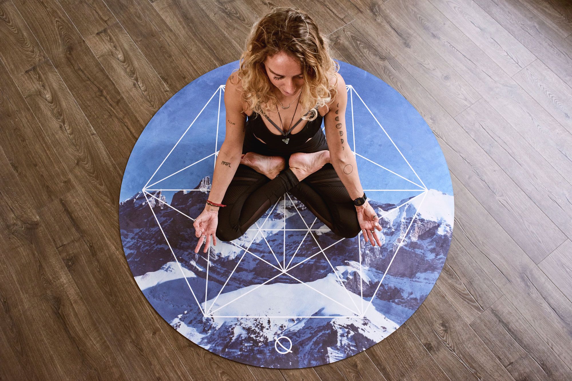 Woman doing Yoga 4 Woman doing Yoga 4